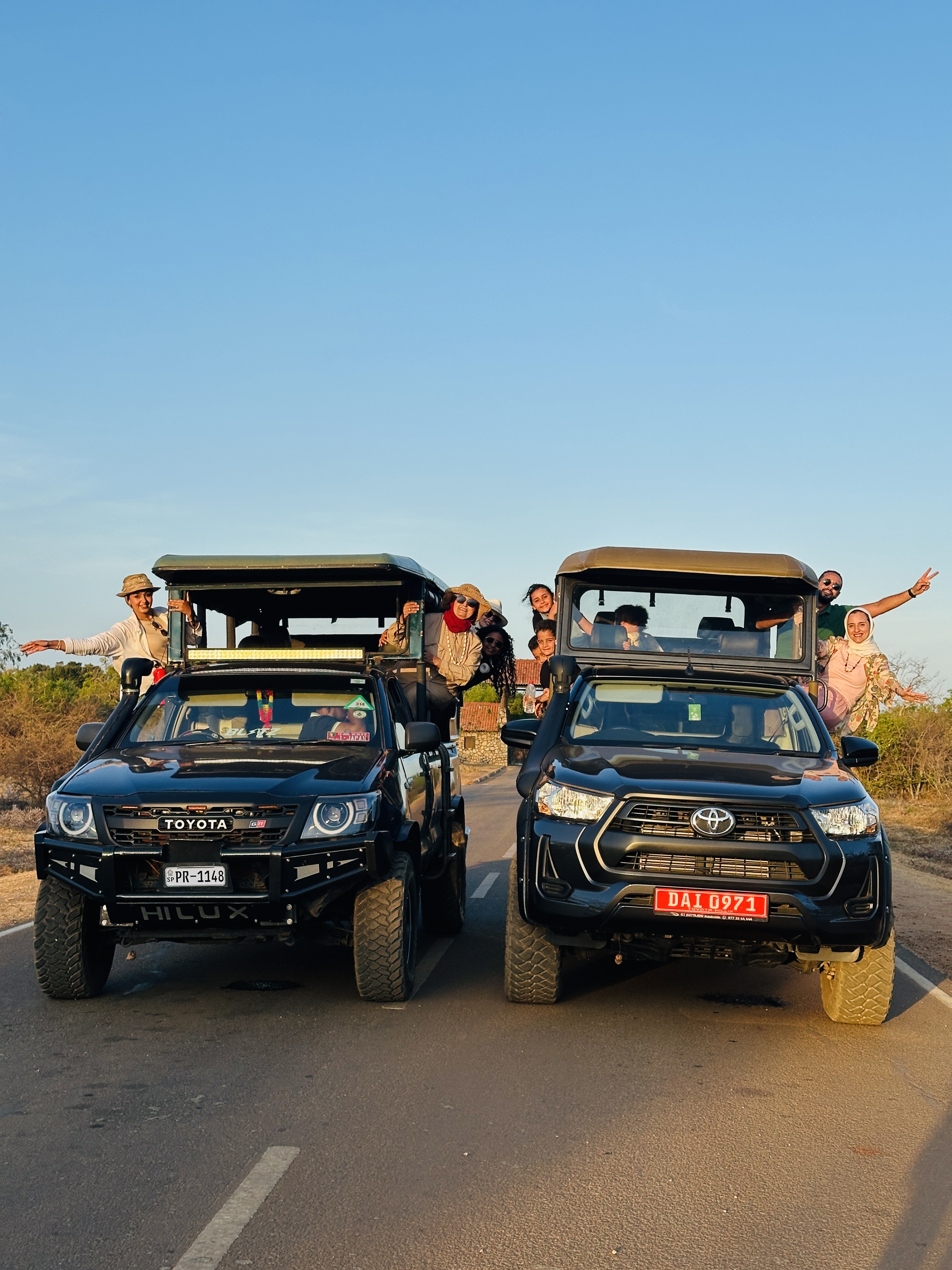 Guests enjoying a Yala safari in two jeeps